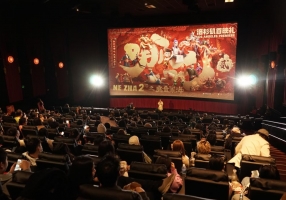 “闹”到好莱坞 《哪吒2》北美首映爆火