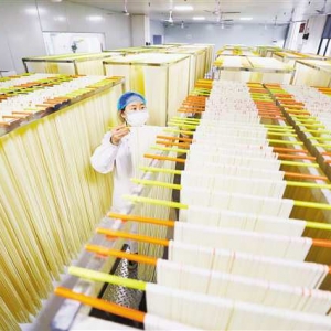 梁平：传统挂面销往国外