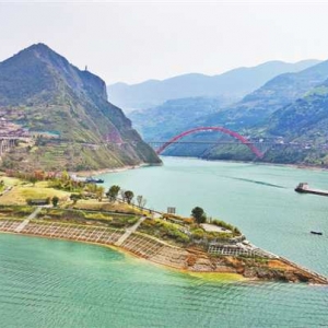 守好长江出渝关口 GDP含绿量达78%——看巫山生态与产业如何双向奔赴 ...
